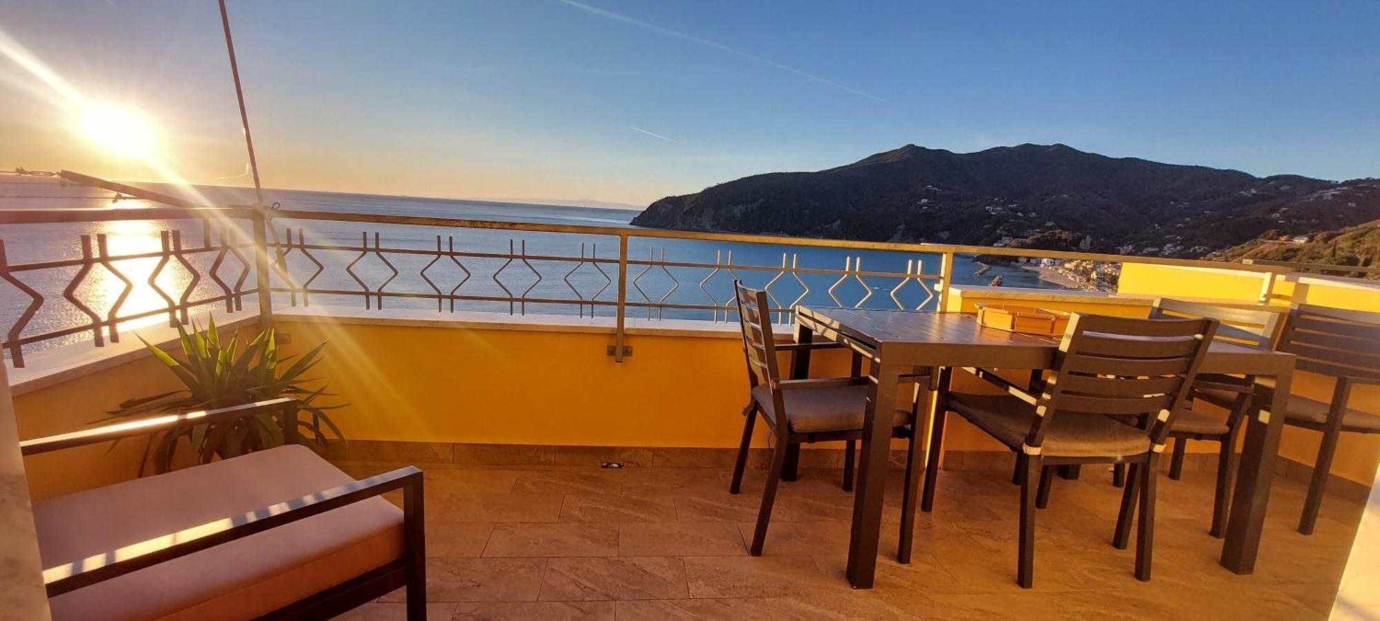 Appartamenti Enrica With Amazing View Moneglia Bagian luar foto