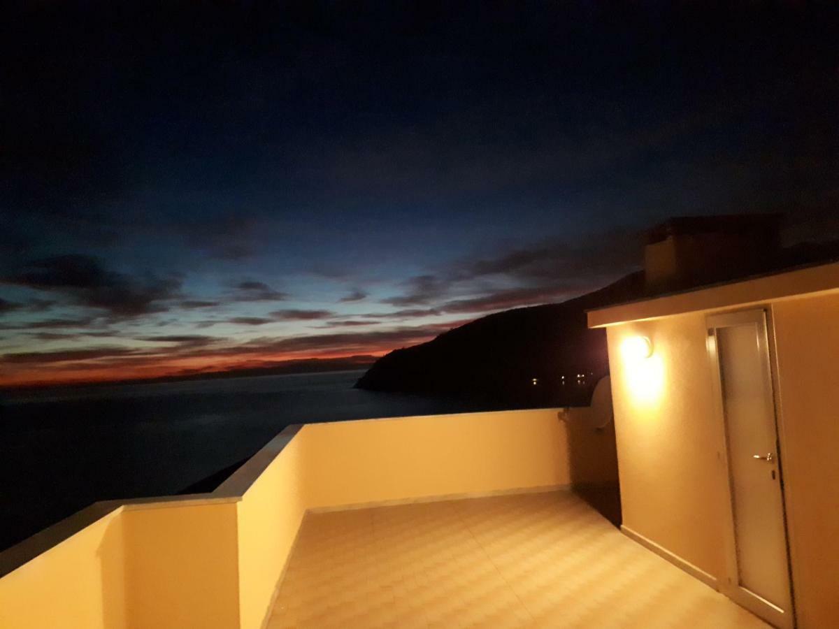 Appartamenti Enrica With Amazing View Moneglia Bagian luar foto