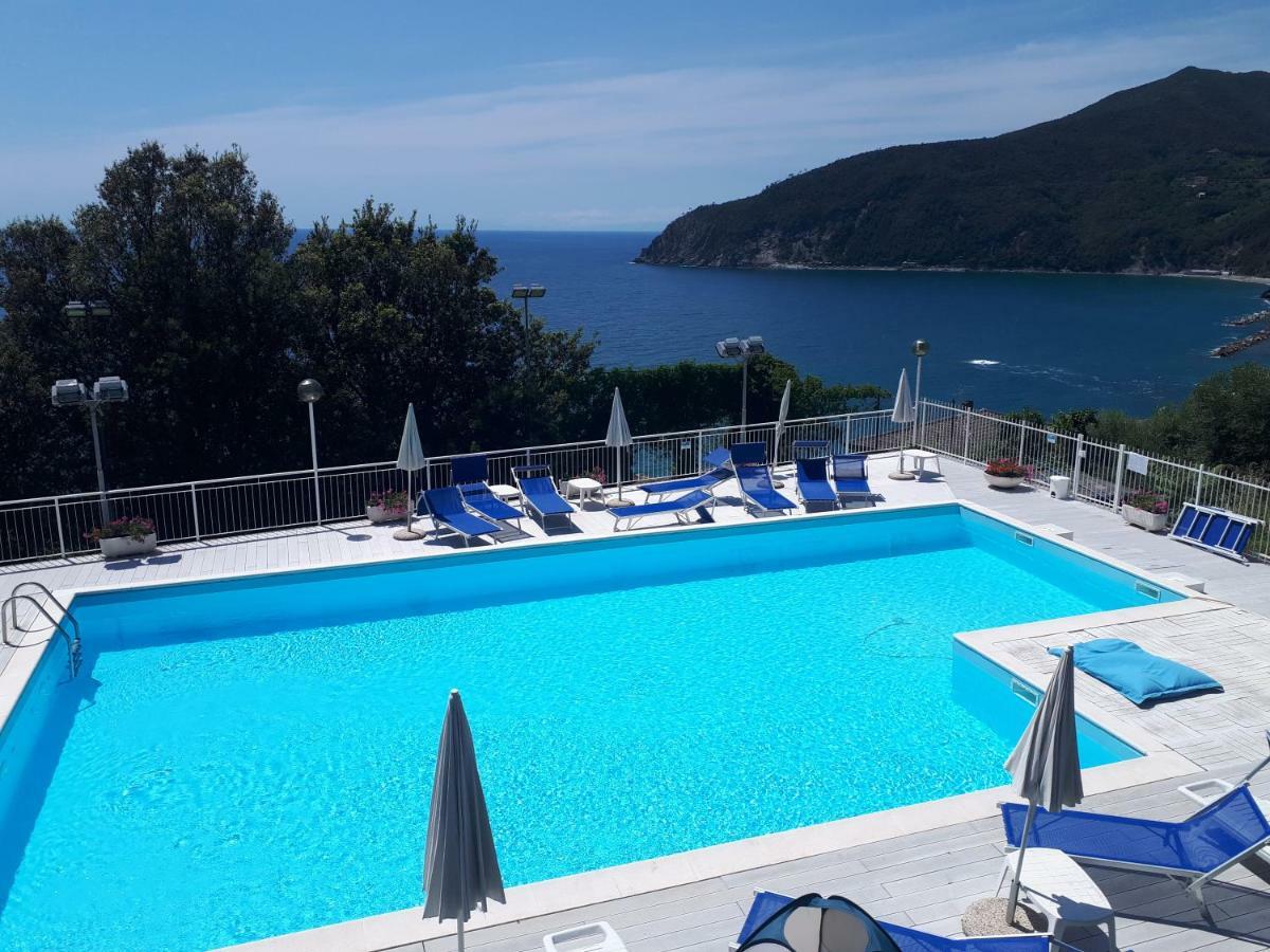 Appartamenti Enrica With Amazing View Moneglia Bagian luar foto